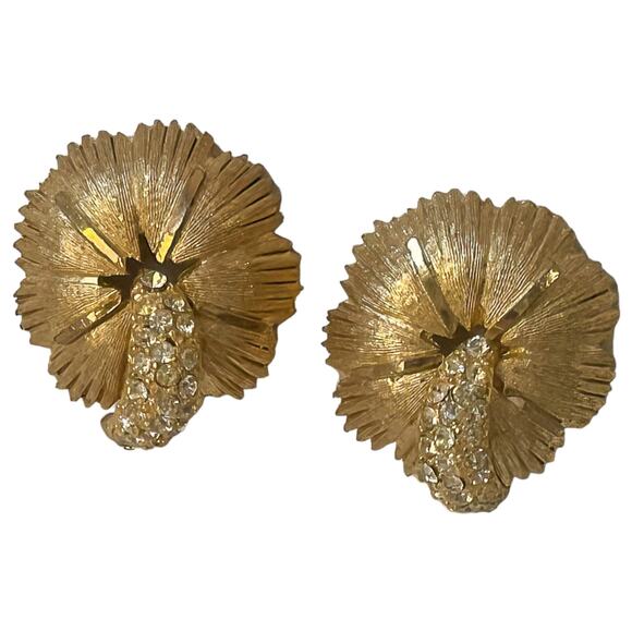 1950s BSK Brushed Gold Plate White Rhinestones Flower Clip On Earrings - Picture 3 of 3